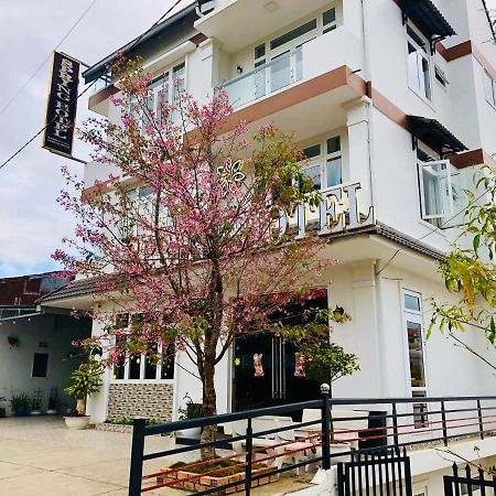 Spring Hotel ダラット エクステリア 写真
